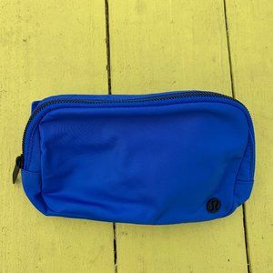 Lululemon Everywhere Belt Bag